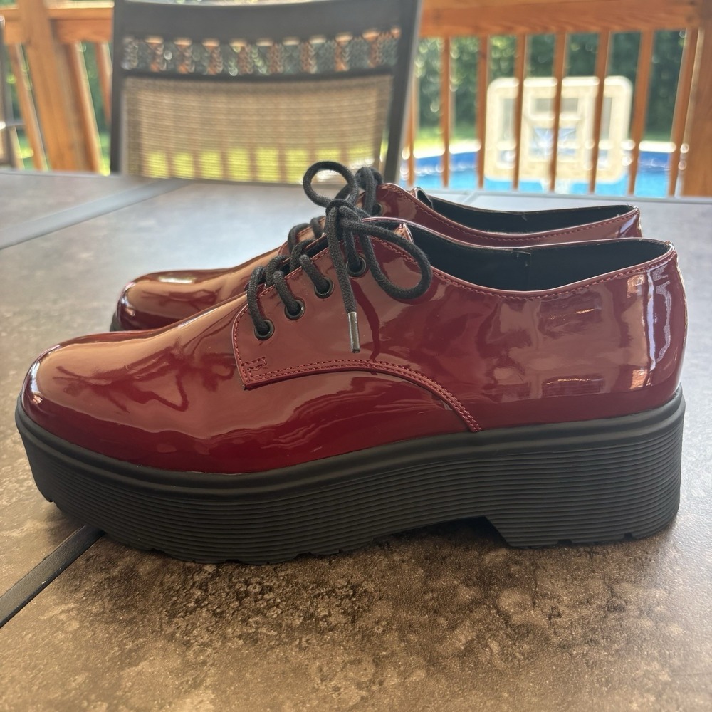 Forever 21 Patent Leather Chunky Oxford Glossy Platform Shoes Size 9 Red Wine - Picture 3 of 9